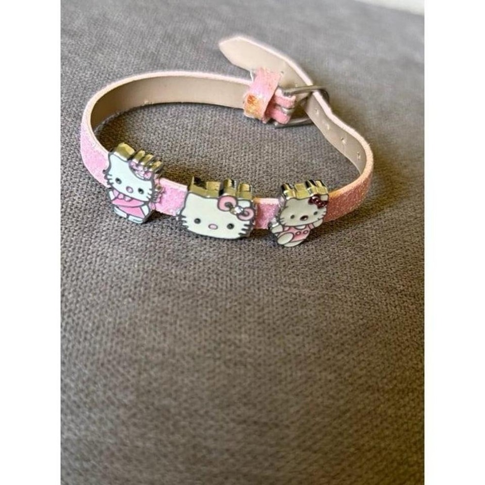 Vintage Y2K Hello Kitty Charm Bracelet Glitter